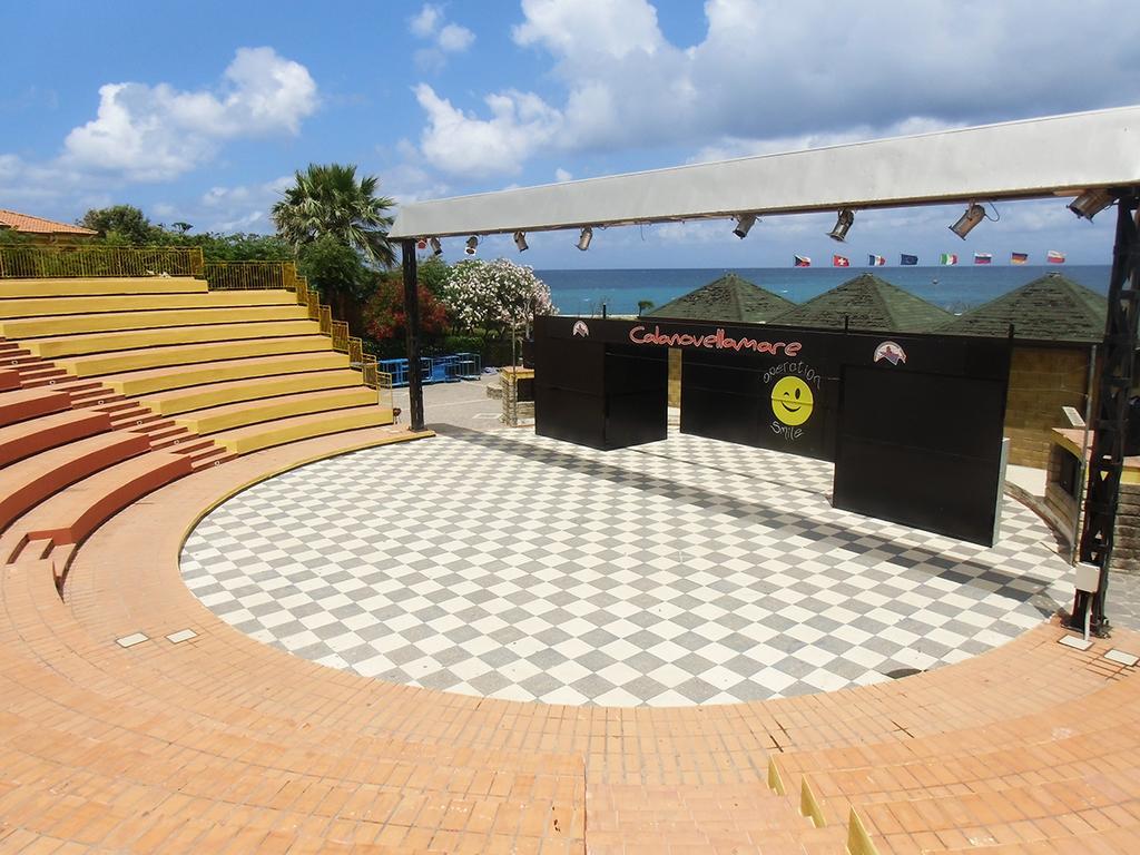 Villaggio Hotel Club Calanovellamare Piraino Exterior foto