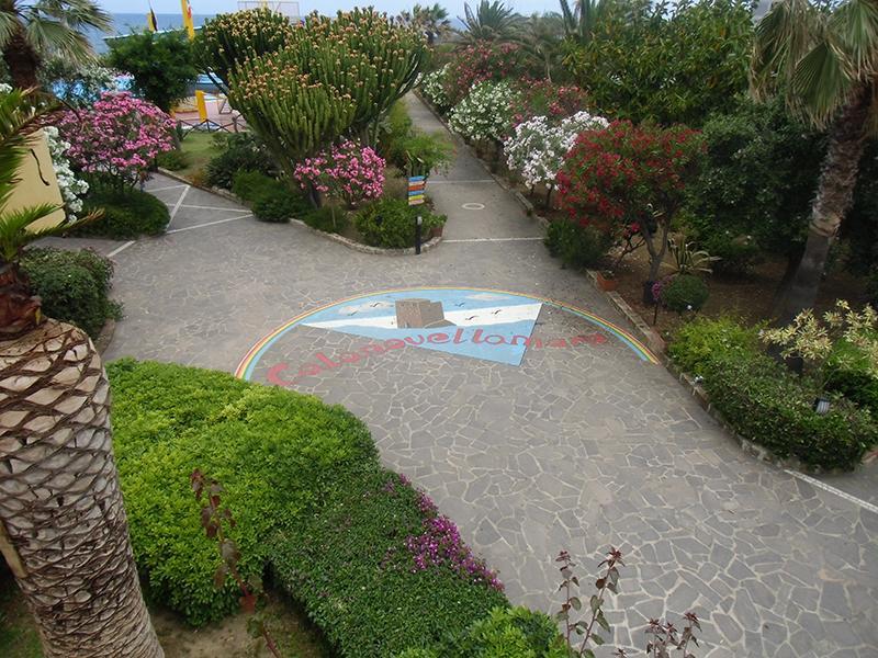 Villaggio Hotel Club Calanovellamare Piraino Exterior foto